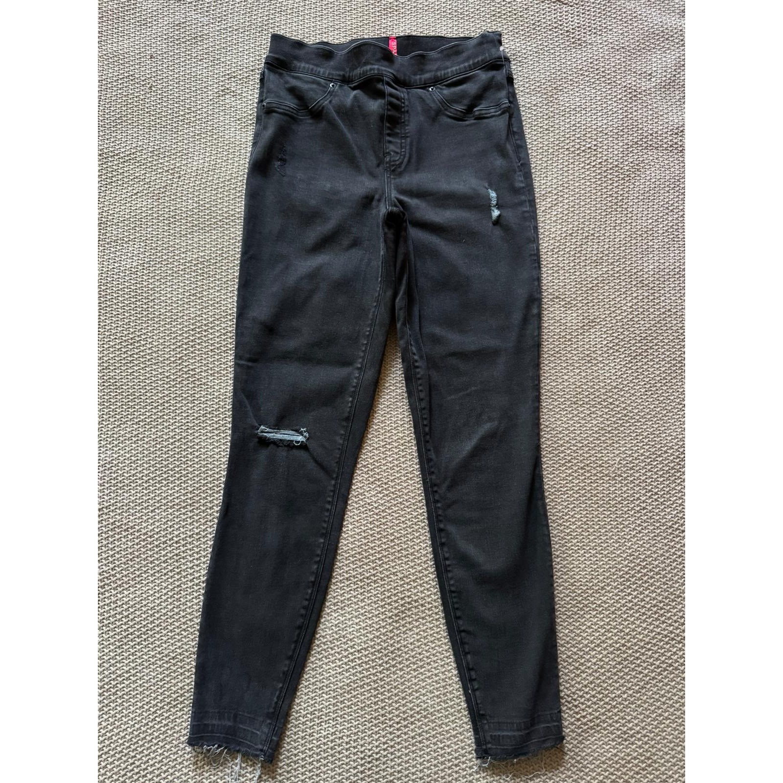 Spanx Women's Jeggings Distressed Denim Pull On Comfort Stretch Black Size M